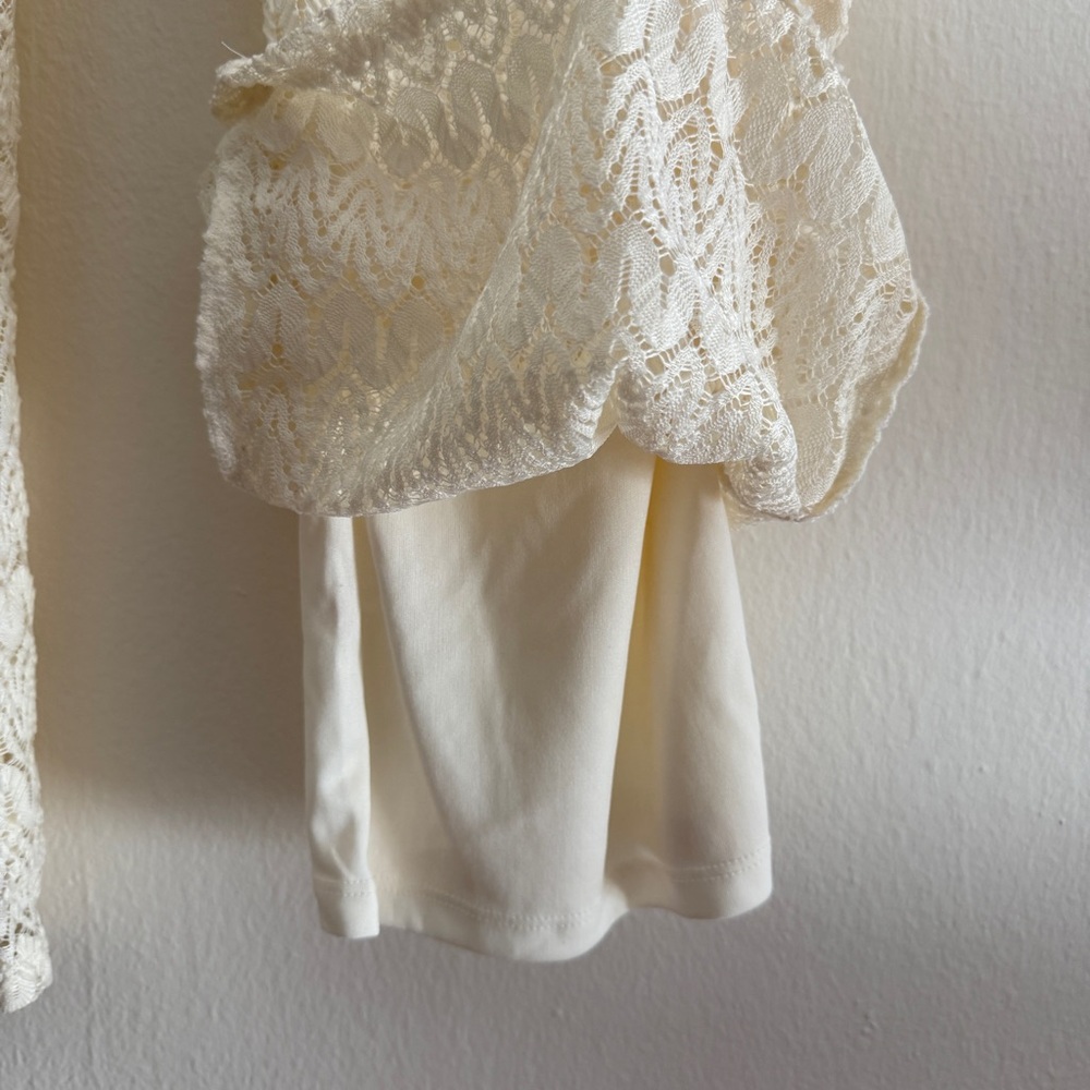 Y2k Vanity Lace Flare Pants - Picture 4 of 7